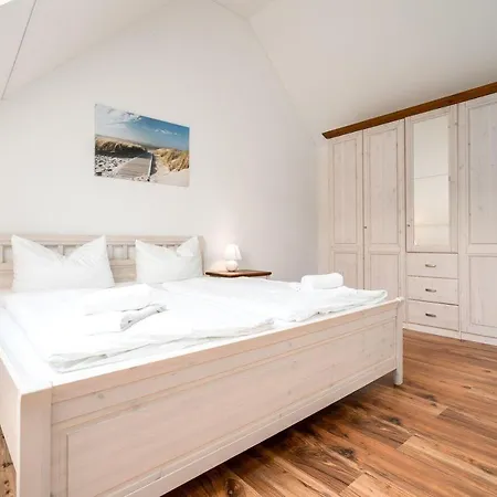 Fischerhaus-307-am-yachthafen-rechlin-nord * Rechlin