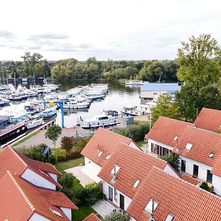 Fischerhaus-307-am-yachthafen-rechlin-nord *